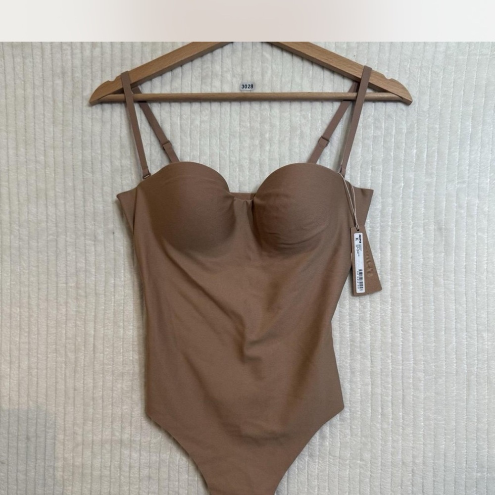 SKIMS Tan Strapless Bodysuit